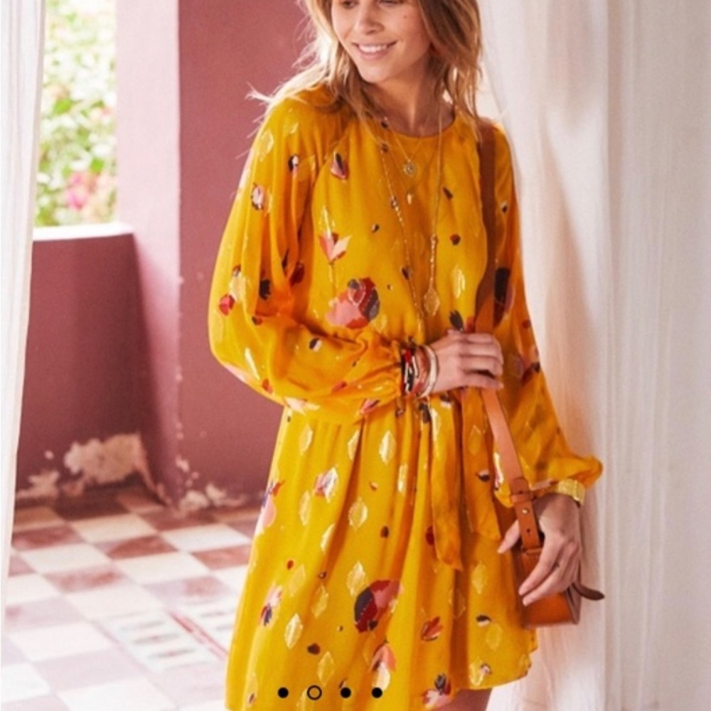 SEZANE AURELIA mini dress in Saffron Flowers EU size 40 (US size 8)